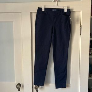 Navy blue Old Navy mid rise pixie pants